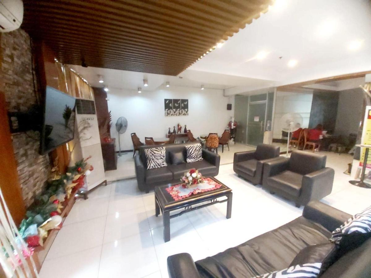 Cosmo Hotel Espana Near Ust マニラ市 エクステリア 写真
